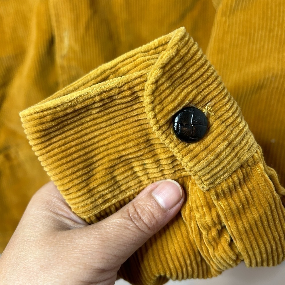 Vintage Eaton’s corduroy jacket size M in mustard yellow. - Picture 3 of 8
